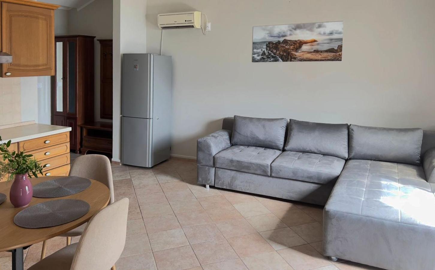 Villa Risan Apartments エクステリア 写真